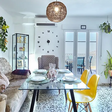 Lunares Y Salinera Country house